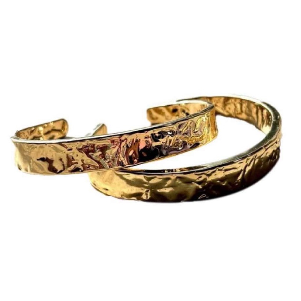 NEW - Textured Gold Hammered Cuff Bracelet – Chic Minimalist Statement Piece